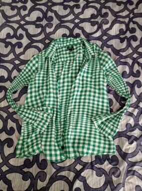 GAP Green and White Gingham Button-Down Shirt